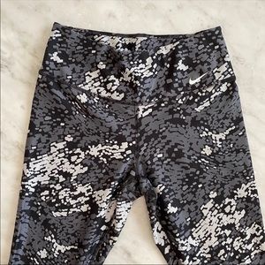 NIKE Leggings